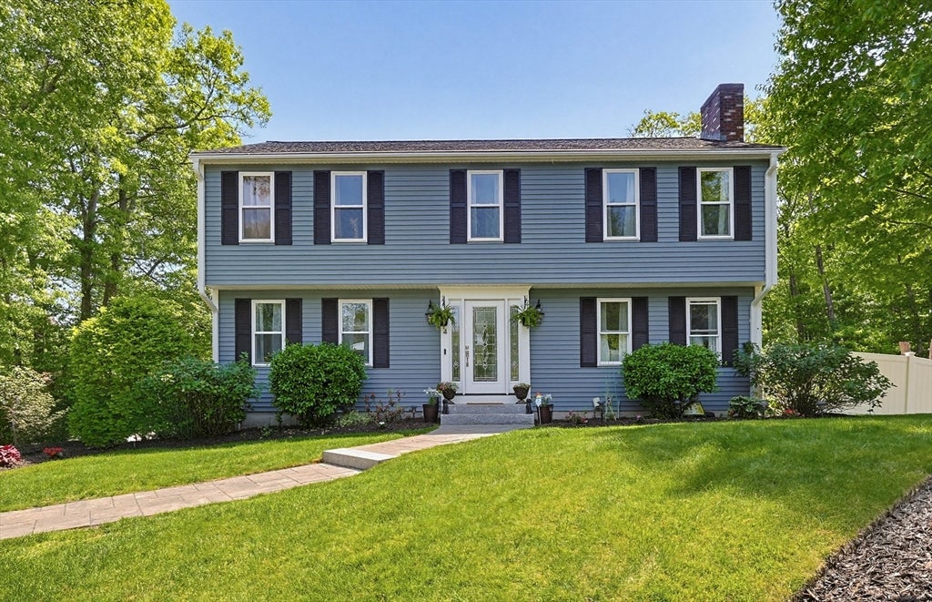 14 Narcissus Ct