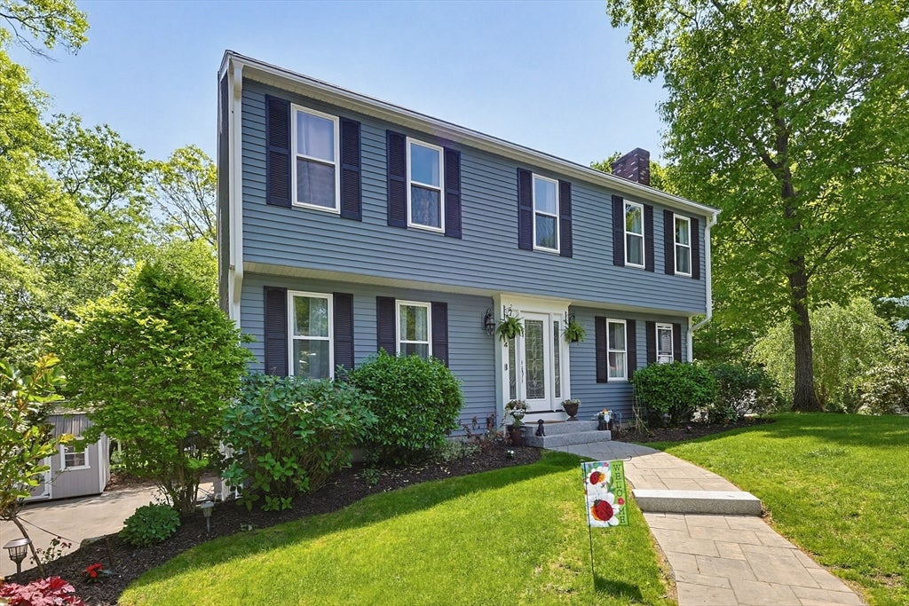 14 Narcissus Ct