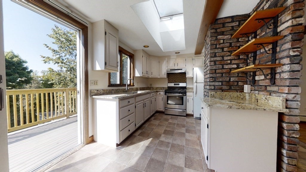 77 Myrtle Street #77, Watertown, MA Photo #2