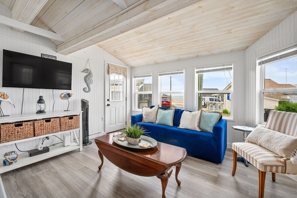 241 Old Wharf 90