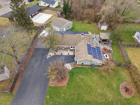 35 Errol Rd Brockton MA 02302