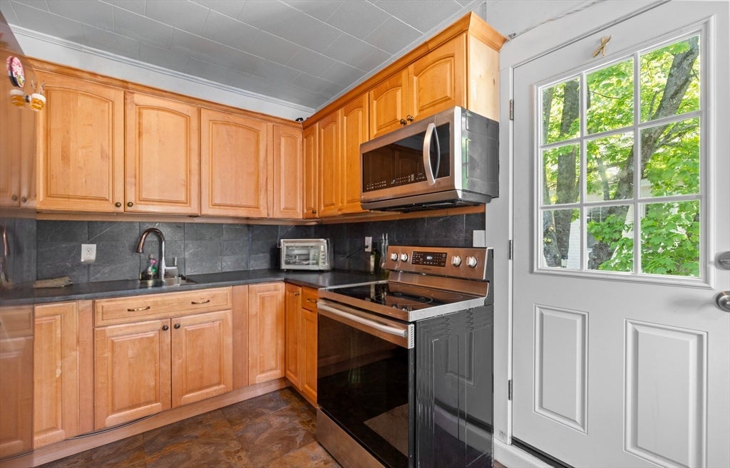 38-40 9th Ave, Haverhill, MA, 38-40 9th Ave, Haverhill, MA Photo #15