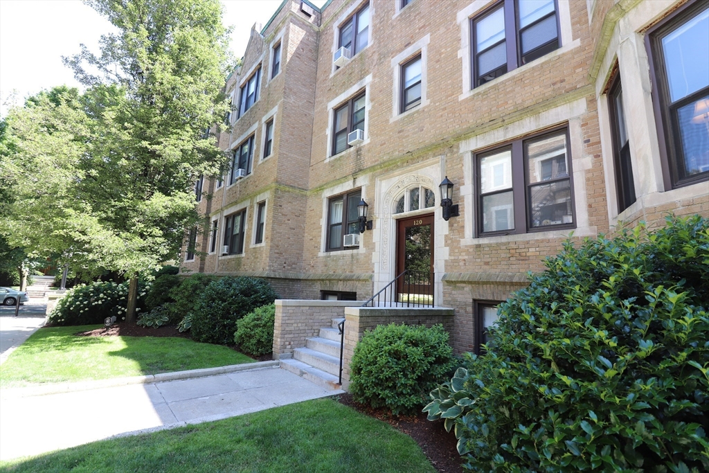 122 Babcock St #24, Brookline, MA, 122 Babcock St #24, Brookline, MA Photo #13