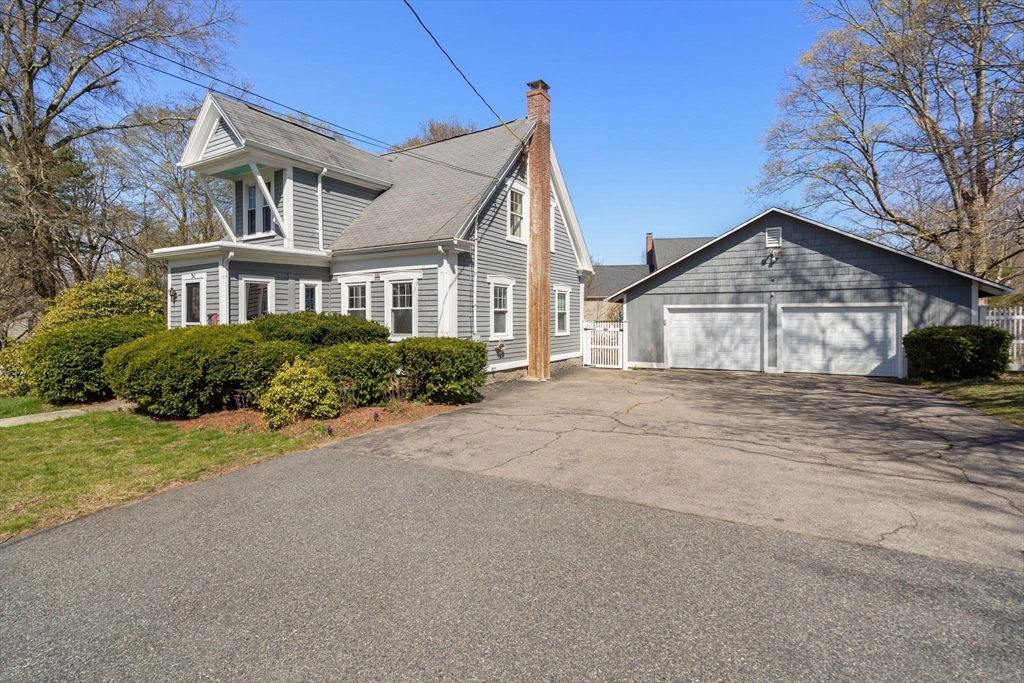 52 Pleasant St