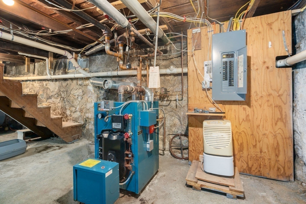 Franklin, Massachusetts 02038, United States, 3 Bedrooms Bedrooms, ,2 BathroomsBathrooms,Residential,Active,114022