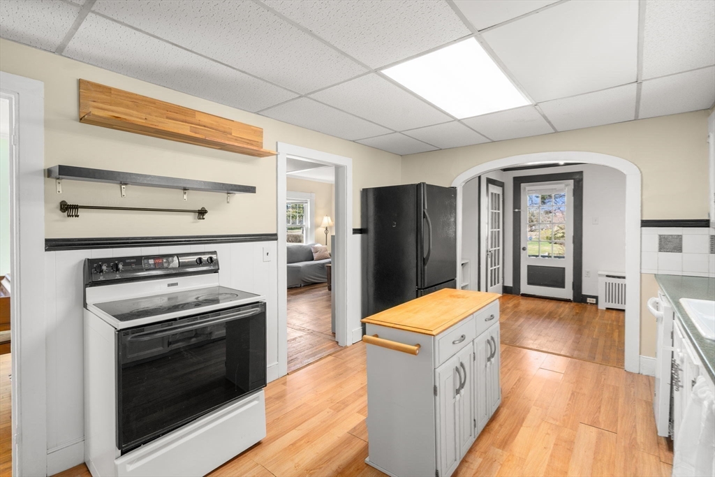 Franklin, Massachusetts 02038, United States, 3 Bedrooms Bedrooms, ,2 BathroomsBathrooms,Residential,Active,114022