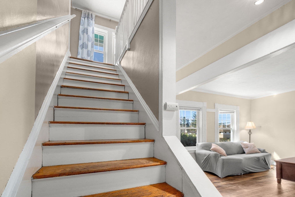 Franklin, Massachusetts 02038, United States, 3 Bedrooms Bedrooms, ,2 BathroomsBathrooms,Residential,Active,114022