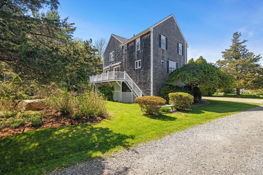 7 Blackhall Court