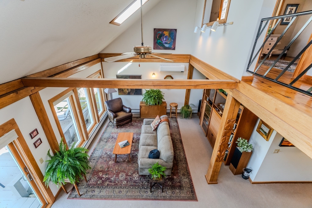 455 Montague Rd