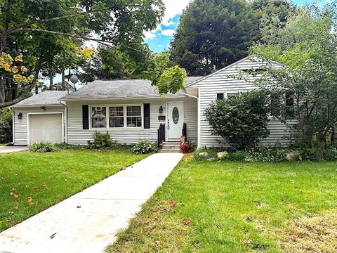 Photo of 40 Atherton AVE, Nashua, NH 03064 (MLS # 73574747)