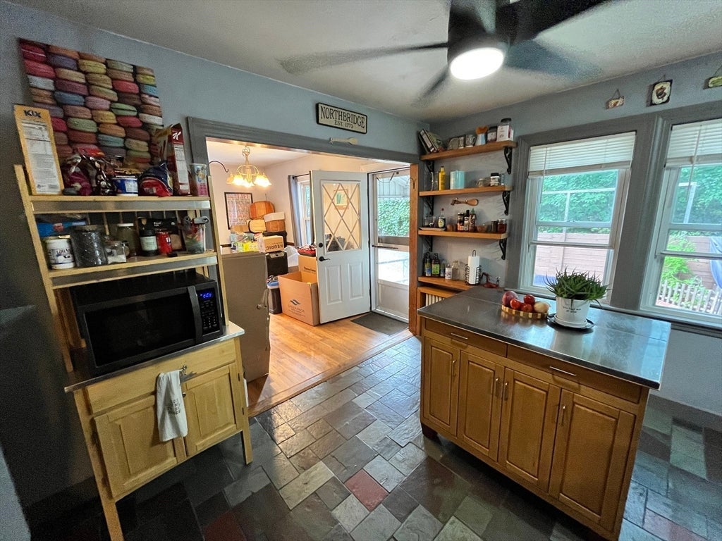1635 Providence Rd, Northbridge, MA Photo #6