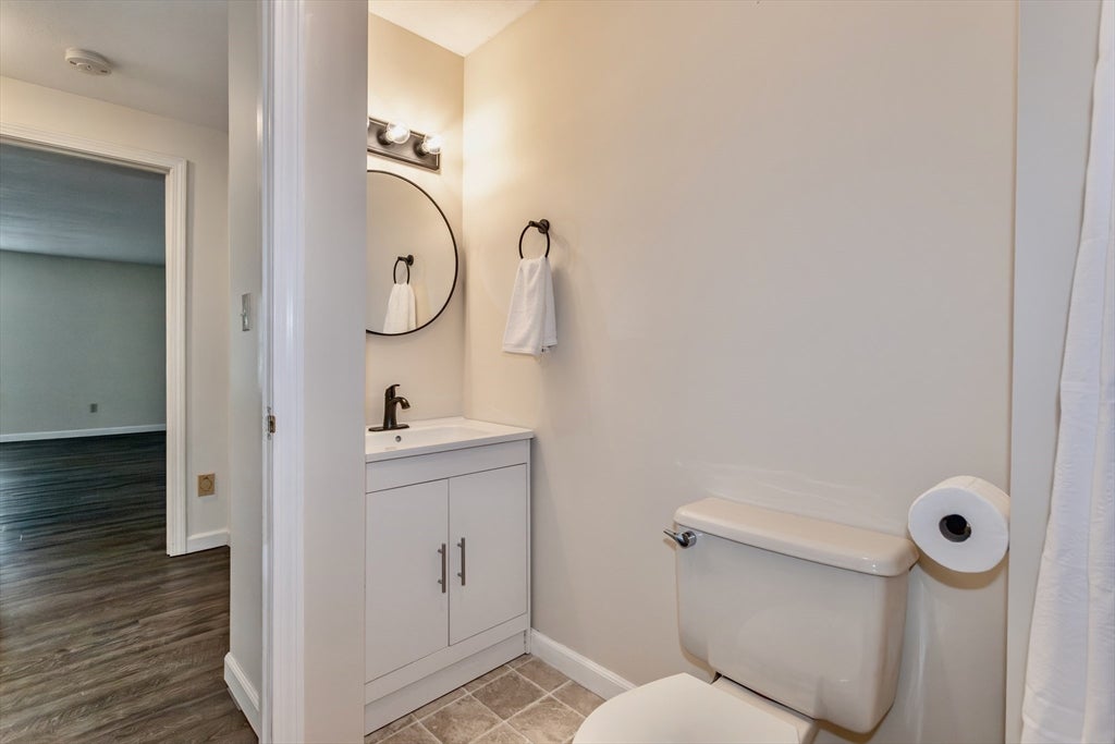 3 Mansion Woods Drive #G, Agawam, MA Photo #19