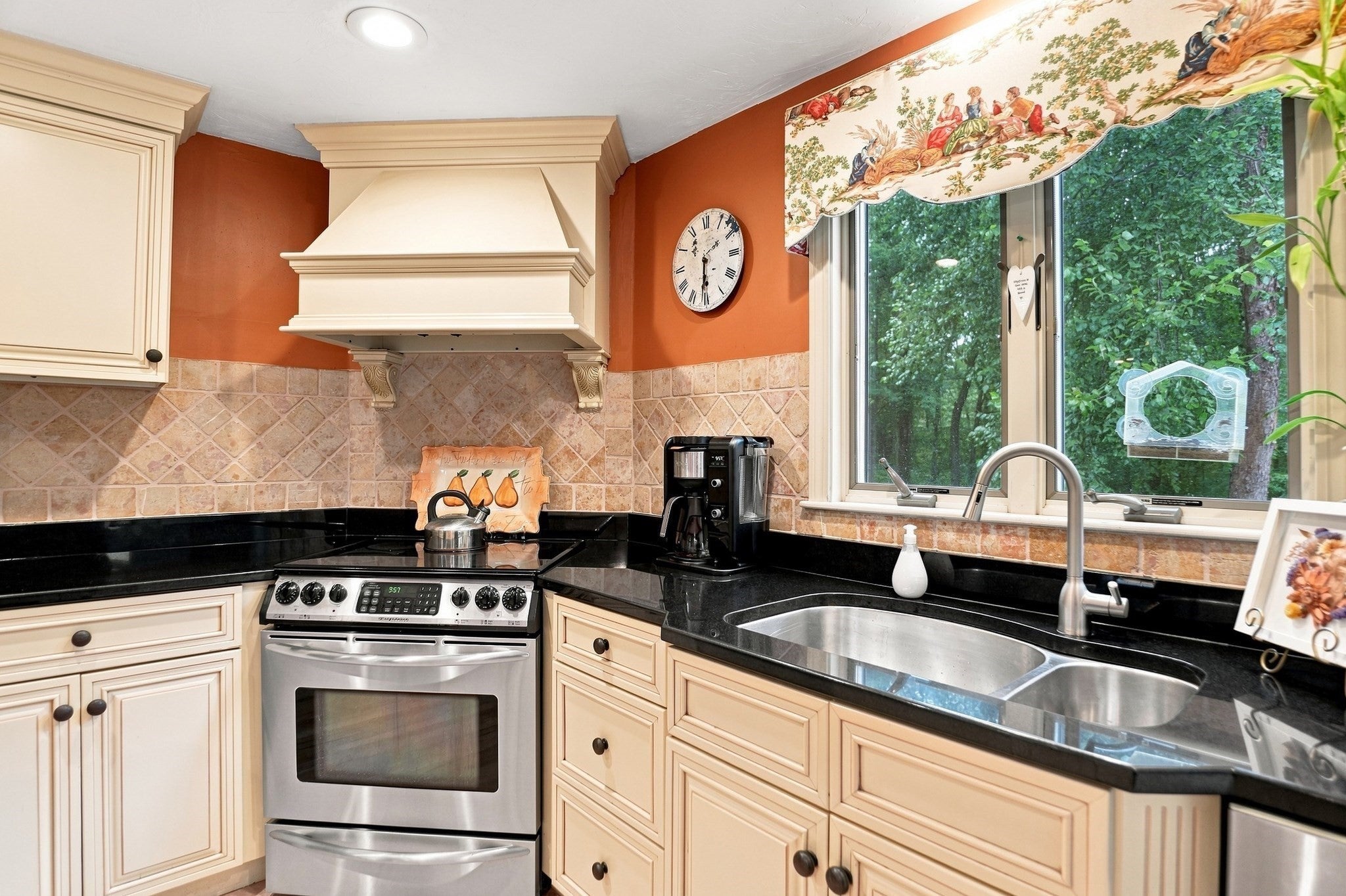 975 Hanover St, Hanover, MA Photo #12