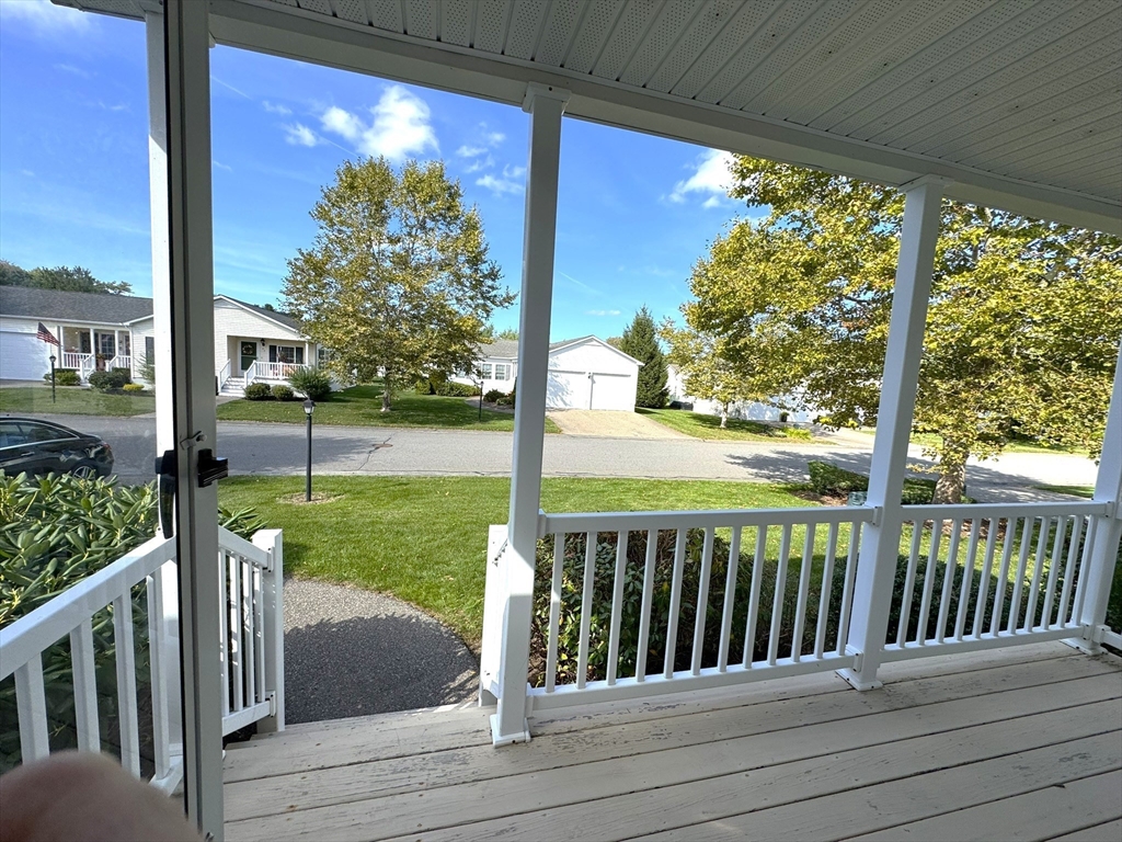 23 Stone Meadow Dr