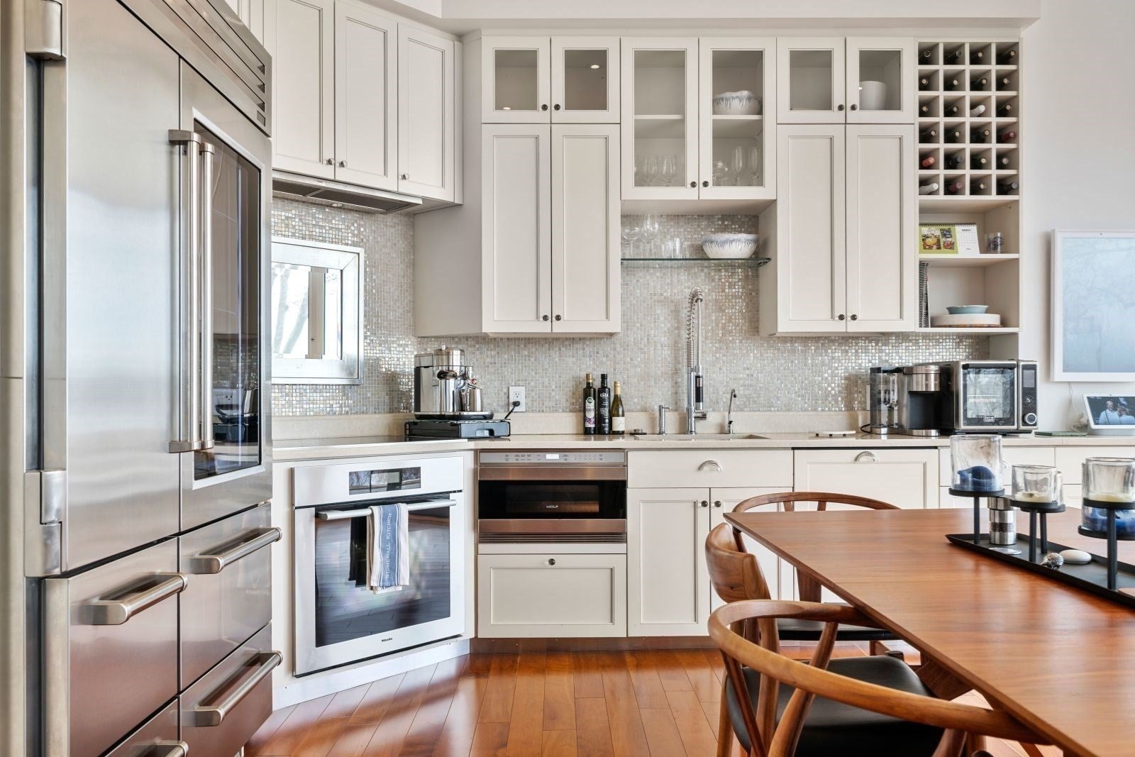 975 Memorial Drive 210