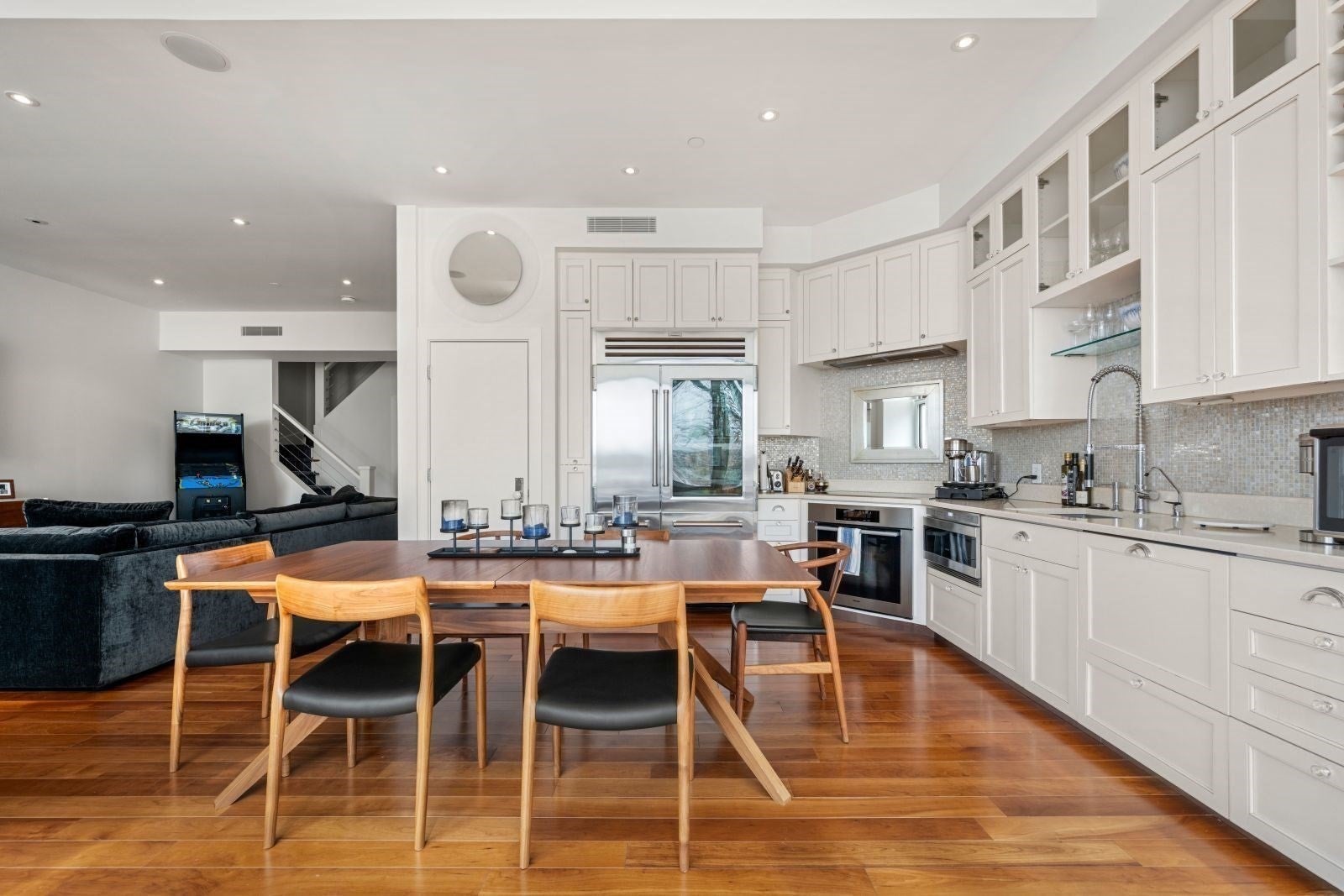 975 Memorial Drive 210