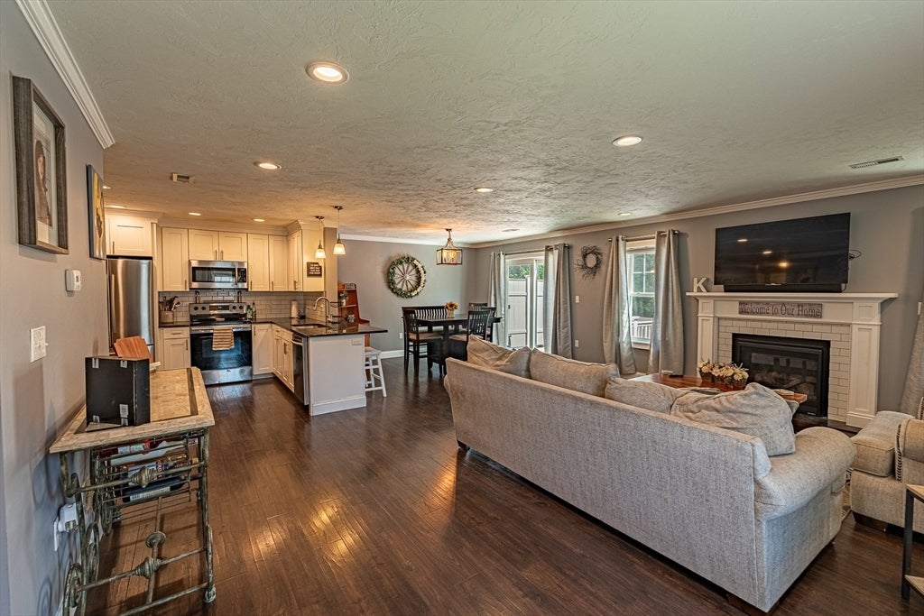 77 Riverside Dr #77, Lakeville, MA, 77 Riverside Dr #77, Lakeville, MA Photo #6