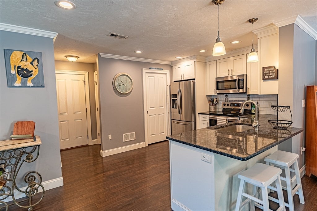 77 Riverside Dr #77, Lakeville, MA, 77 Riverside Dr #77, Lakeville, MA Photo #10