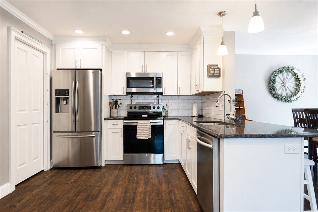 77 Riverside Dr #77, Lakeville, MA, 77 Riverside Dr #77, Lakeville, MA Photo #11