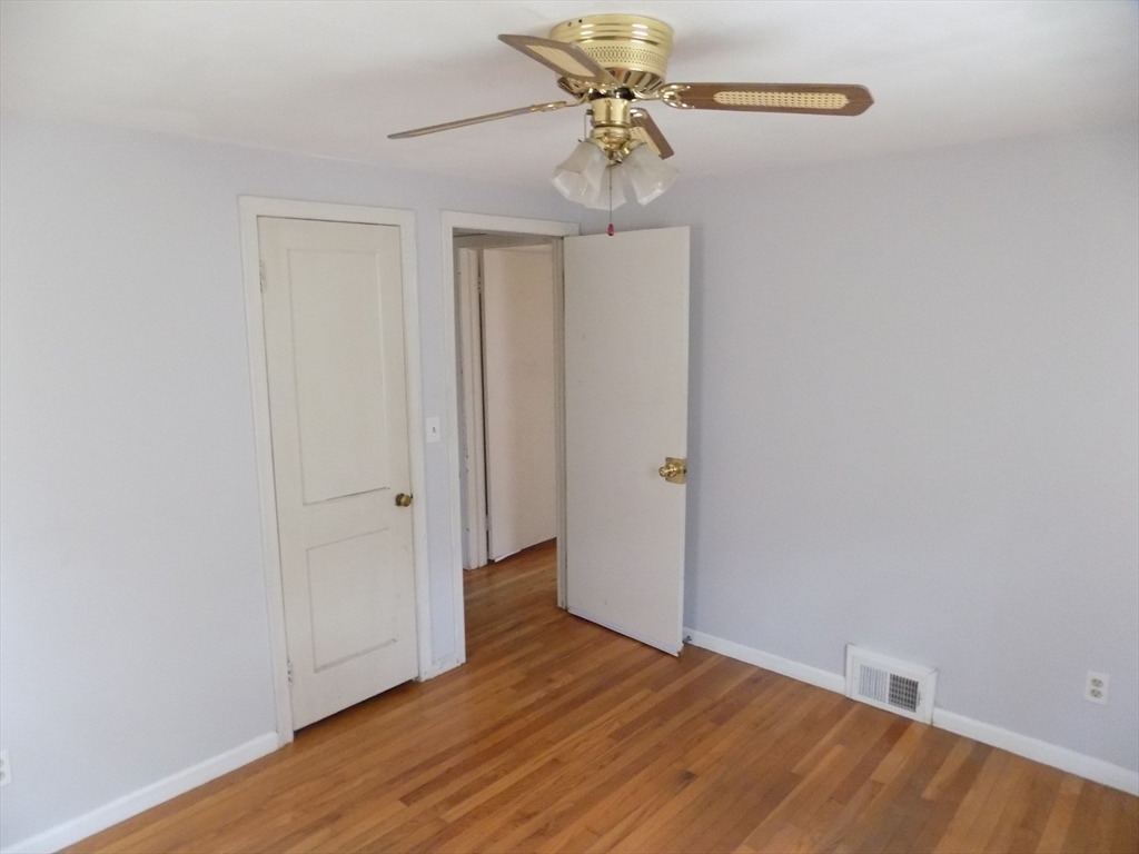 1261 Page Blvd, Springfield, MA, 1261 Page Blvd, Springfield, MA Photo #18