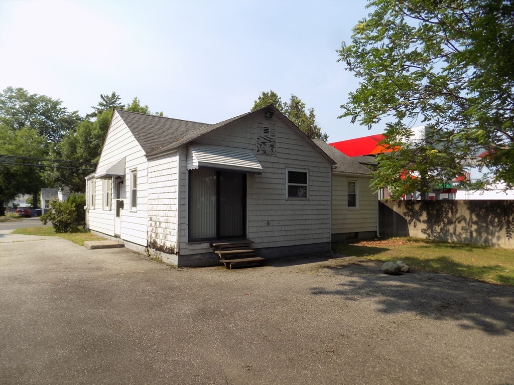1261 Page Blvd, Springfield, MA, 1261 Page Blvd, Springfield, MA Photo #28