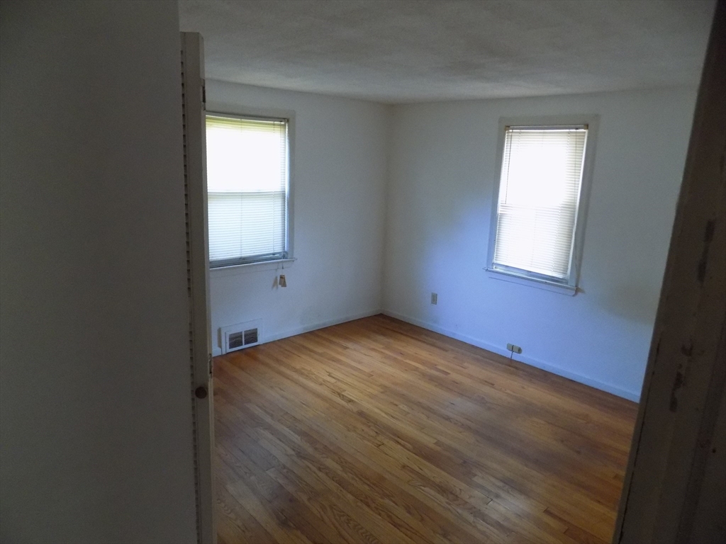 1261 Page Blvd, Springfield, MA, 1261 Page Blvd, Springfield, MA Photo #21