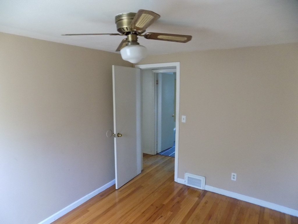 1261 Page Blvd, Springfield, MA, 1261 Page Blvd, Springfield, MA Photo #12