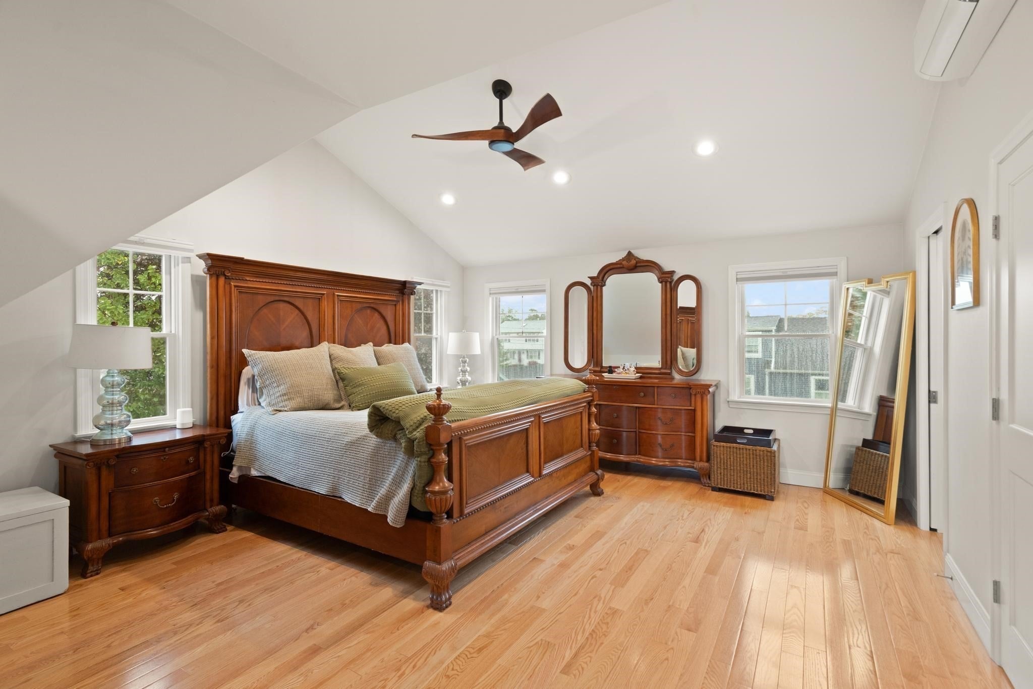 13 Rainbow Cir, Peabody, MA, 13 Rainbow Cir, Peabody, MA Photo #15