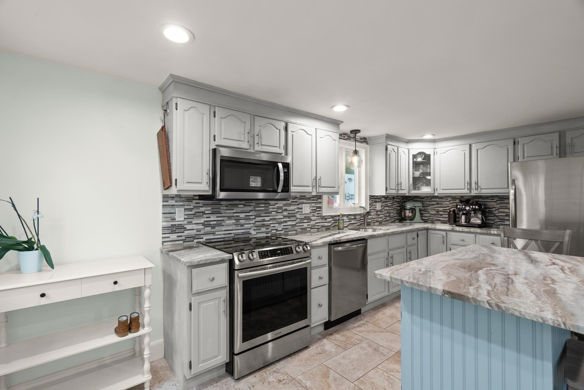 13 Rainbow Cir, Peabody, MA, 13 Rainbow Cir, Peabody, MA Photo #8