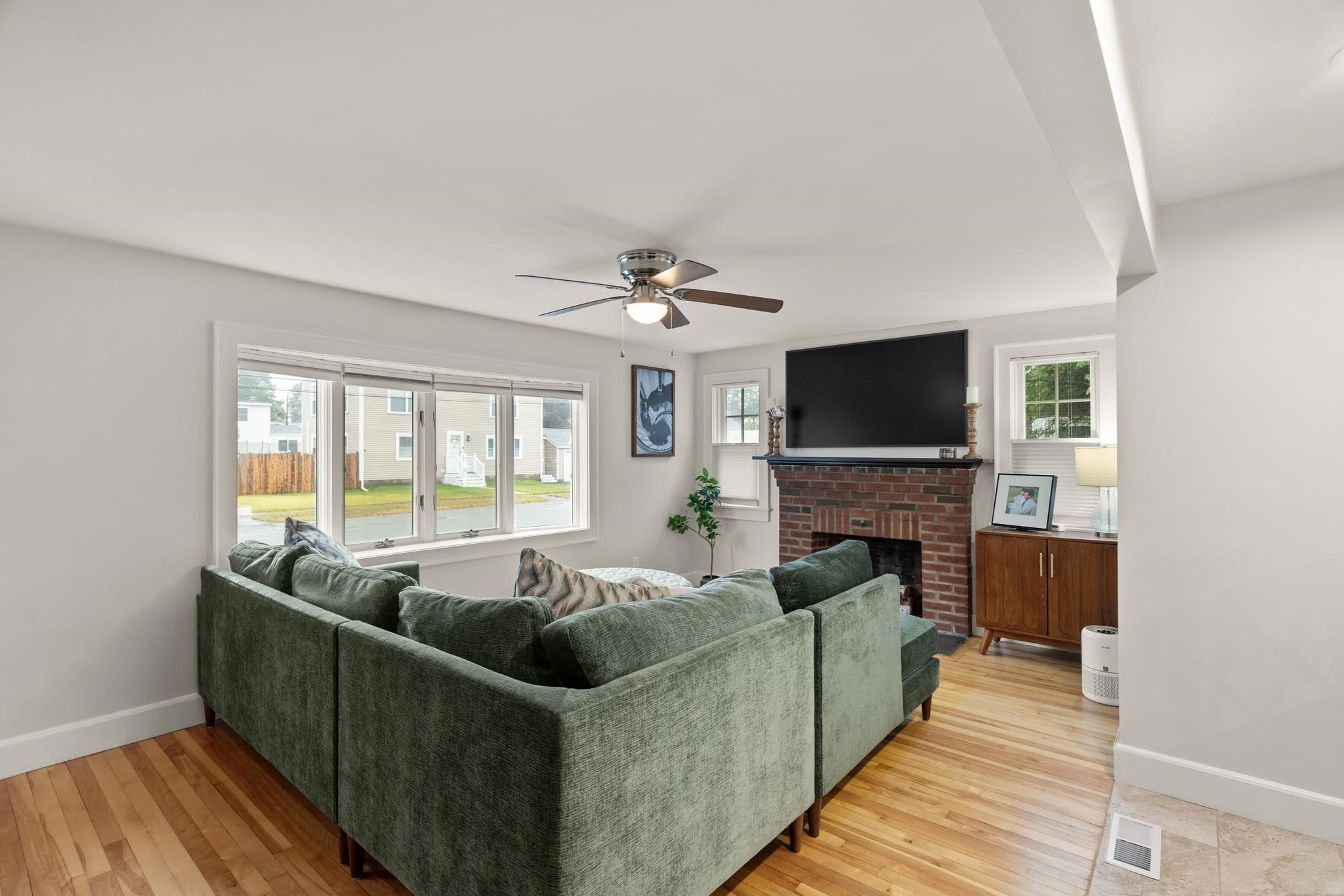 13 Rainbow Cir, Peabody, MA, 13 Rainbow Cir, Peabody, MA Photo #4
