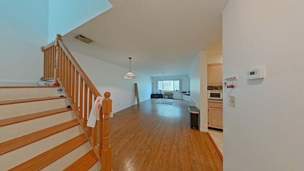85 E Squantum 11