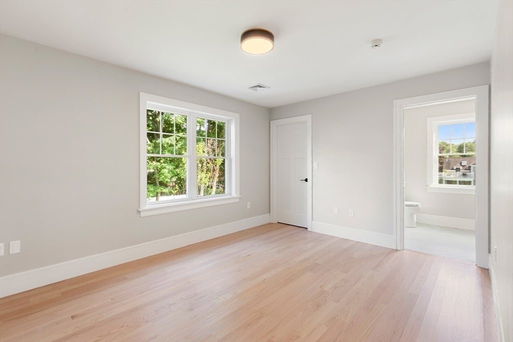 SIX Lane Avenue, Bedford, MA, SIX Lane Avenue, Bedford, MA Photo #21