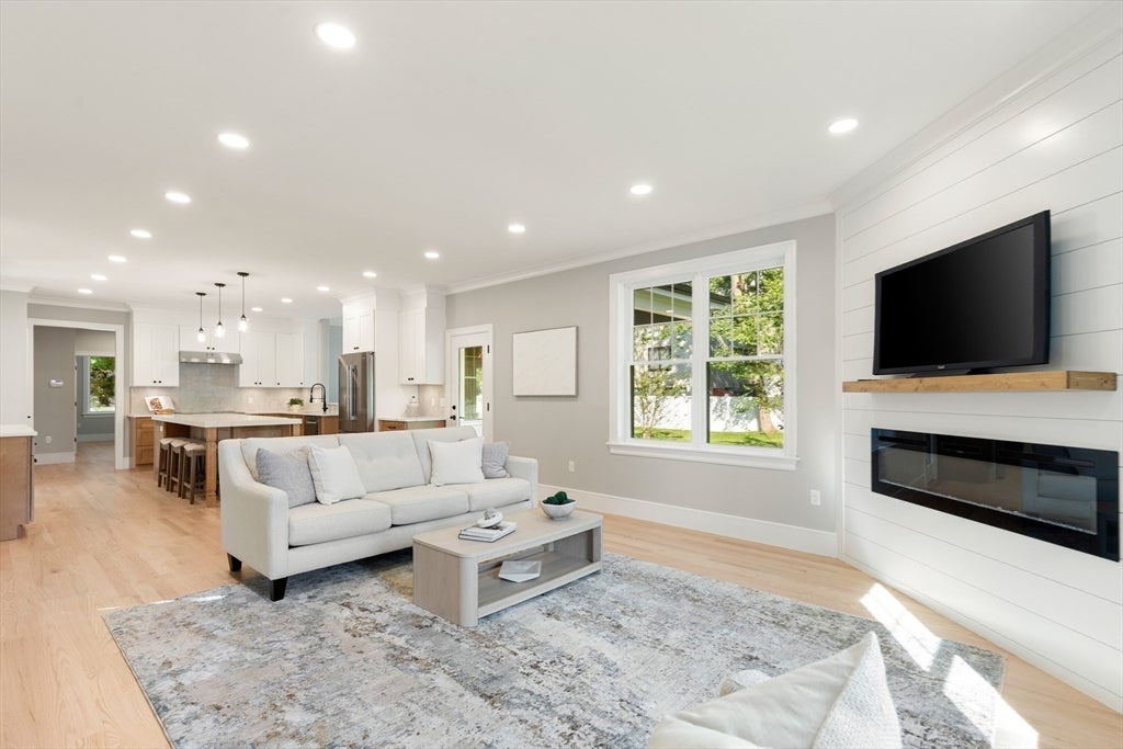 SIX Lane Avenue, Bedford, MA, SIX Lane Avenue, Bedford, MA Photo #11