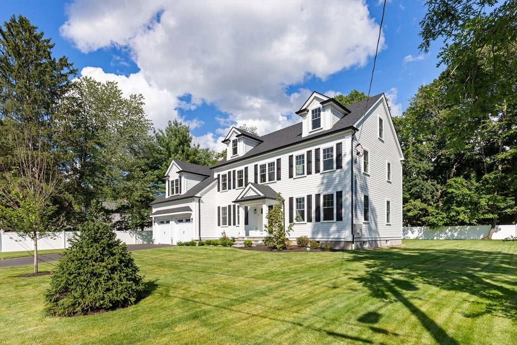 Photo of SIX Lane Avenue, Bedford, MA