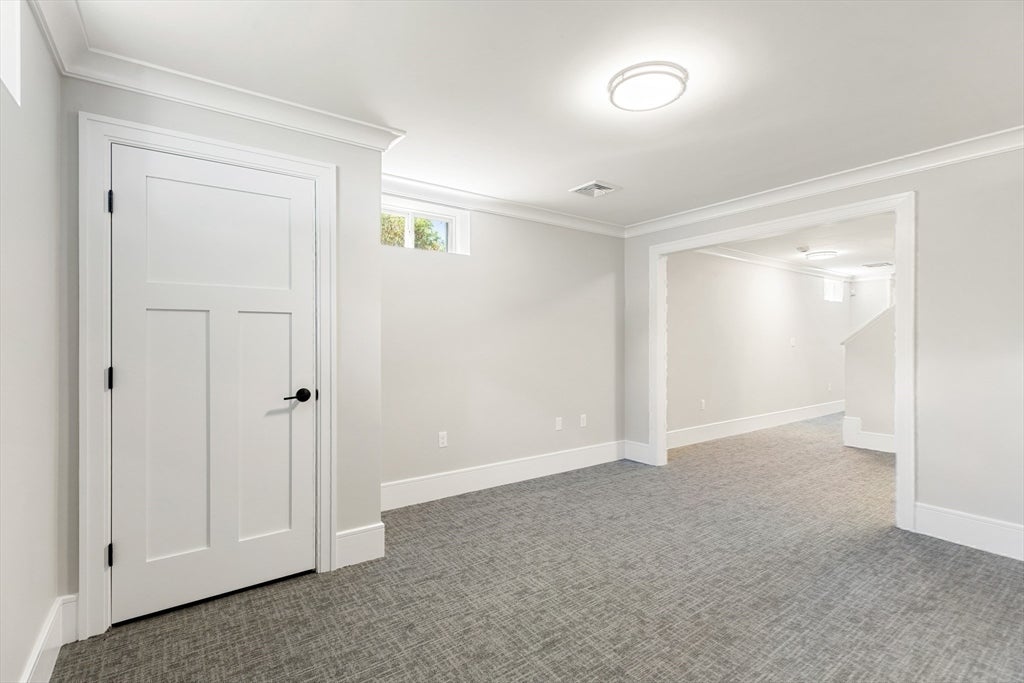 SIX Lane Avenue, Bedford, MA, SIX Lane Avenue, Bedford, MA Photo #29
