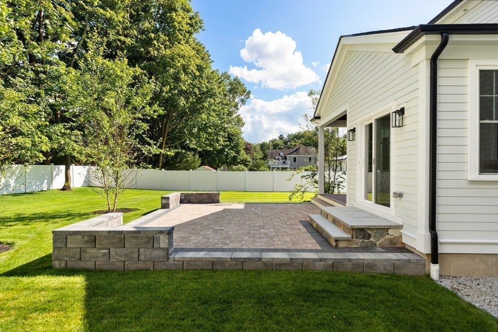 SIX Lane Avenue, Bedford, MA, SIX Lane Avenue, Bedford, MA Photo #31