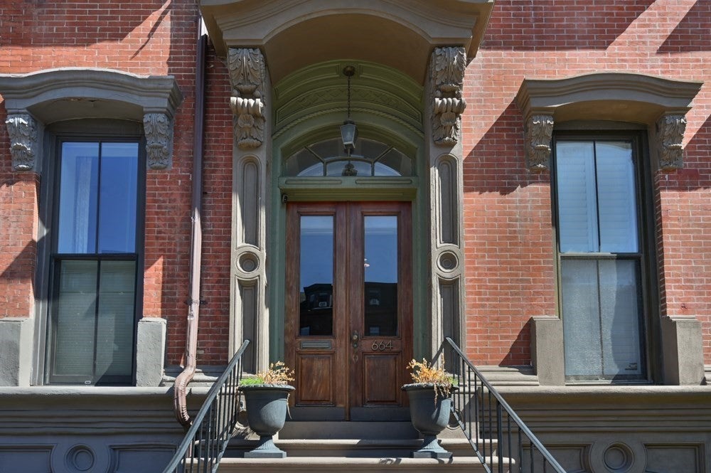 664 Massachusetts Ave 4