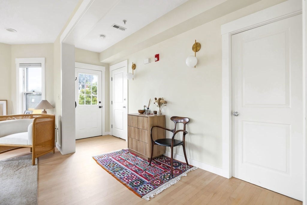 56 Gorham ST #3, Somerville, MA Photo #13