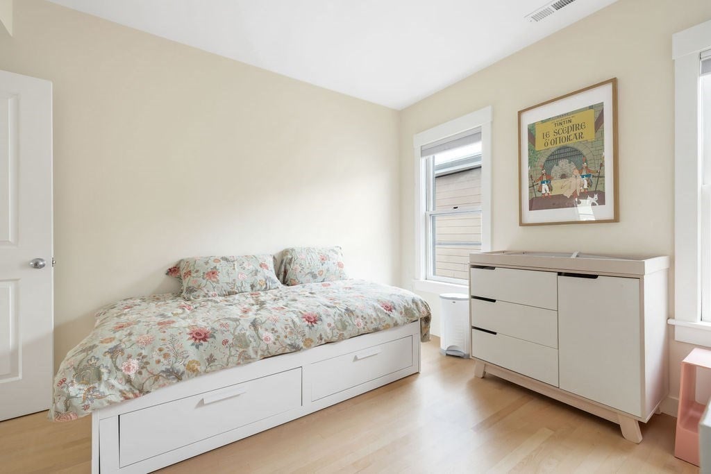 56 Gorham ST #3, Somerville, MA Photo #17