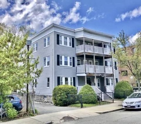 Photo of 265 Hyde Park Ave #1R, Boston, MA 02130 (MLS # 73504322)