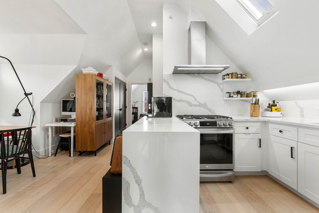 14 Edward St 3