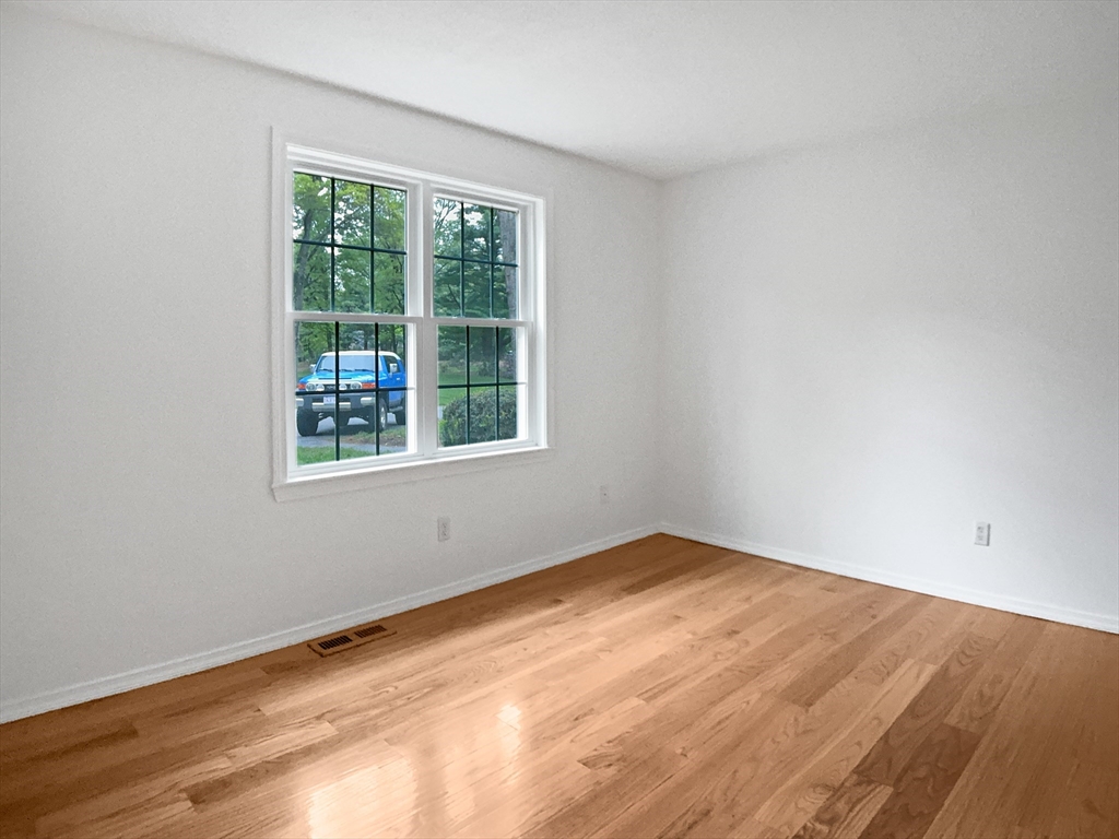 54 Macintosh Ln 54