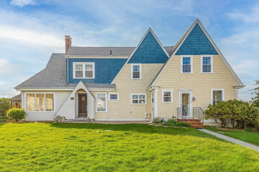 35 Benedict Rd