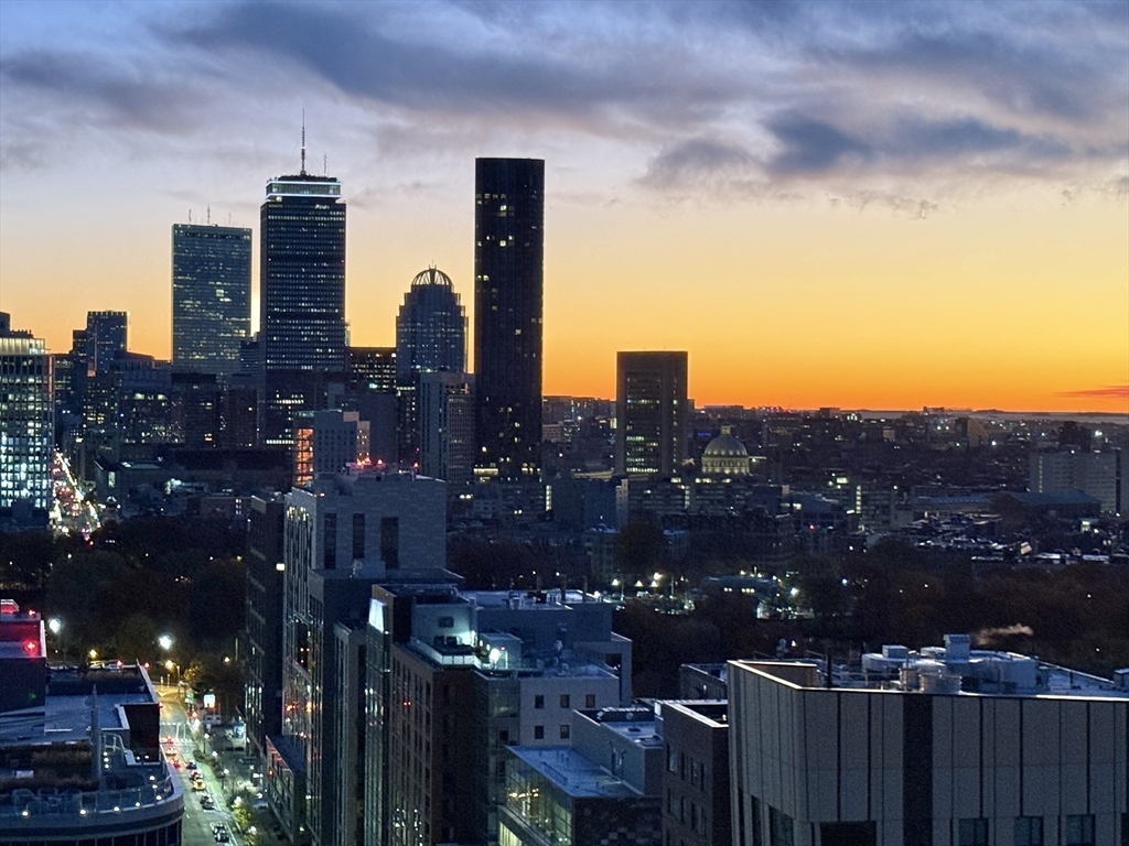 188 Brookline Ave 20H