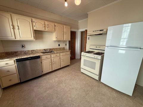 8 Hastings St 2 Boston MA 02132