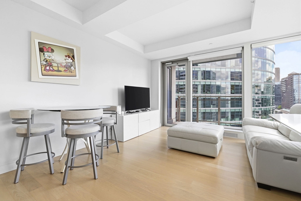 133 Seaport Blvd 1602