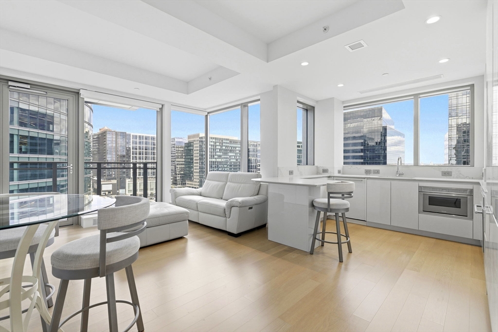 133 Seaport Blvd 1602