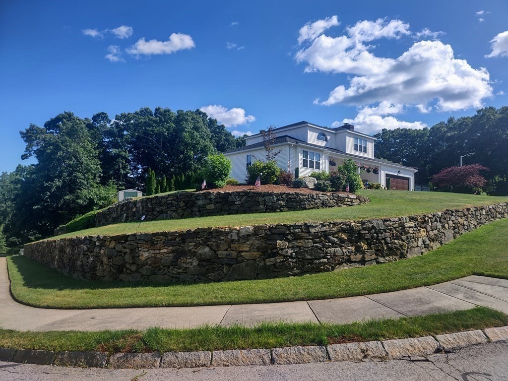 1 Mathew Circle