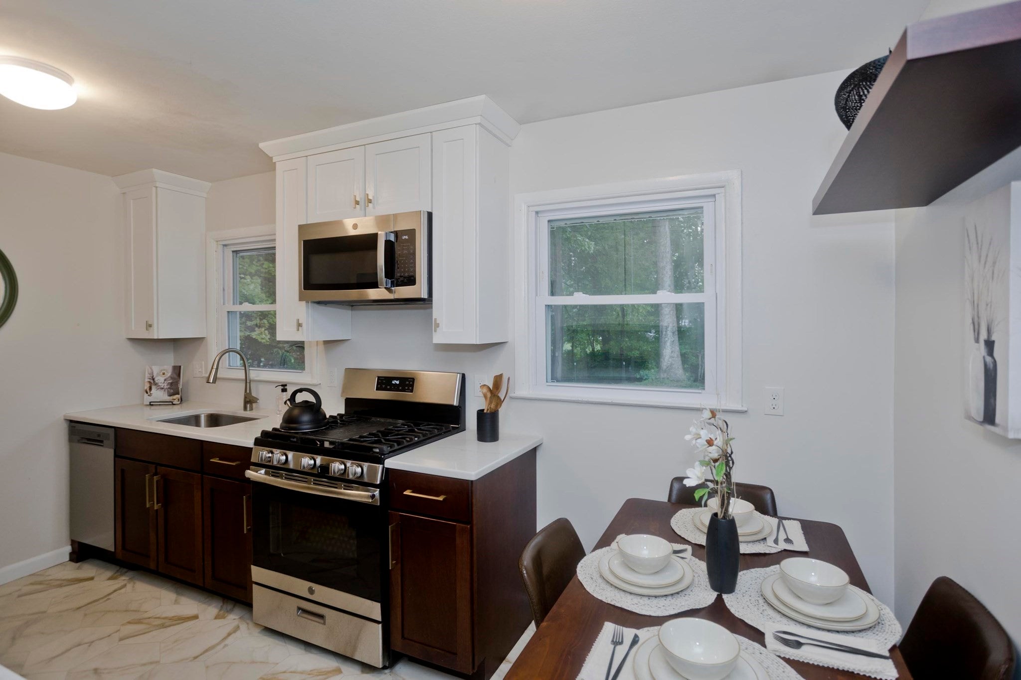 27 E Green St, Easthampton, MA, 27 E Green St, Easthampton, MA Photo #16