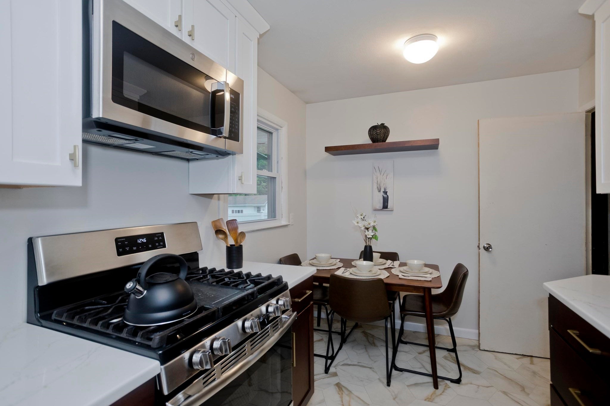 27 E Green St, Easthampton, MA, 27 E Green St, Easthampton, MA Photo #13